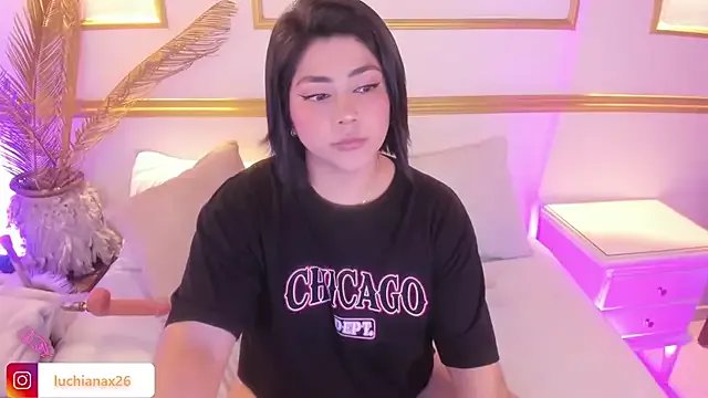 lucy26_ on StripChat