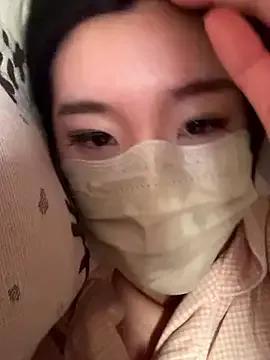 Lulu125216 on StripChat 