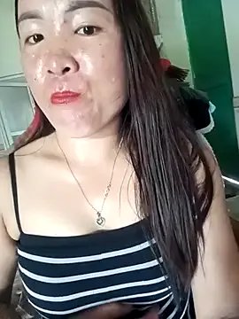 Luna-ass on StripChat