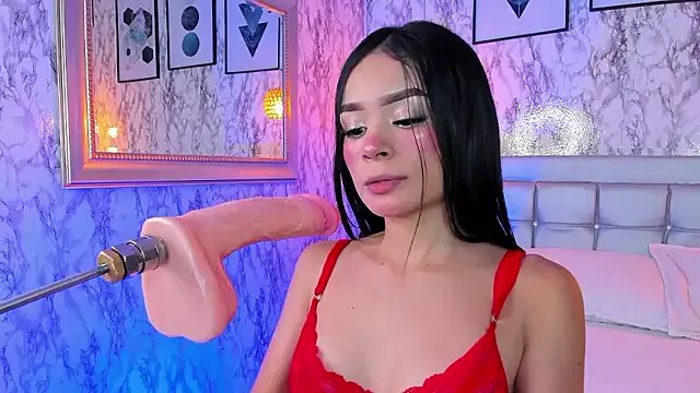 LYEN_RAE on StripChat