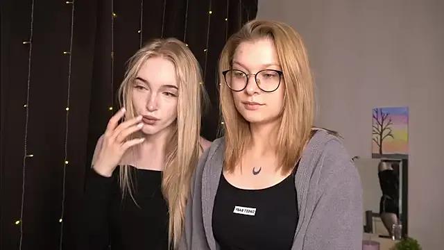 MaeEversley on StripChat 