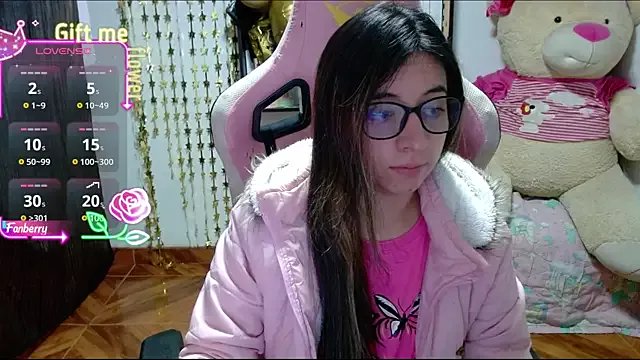 Maggie_Fox3 on StripChat