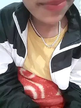 Mahi677 — Freechat on StripChat