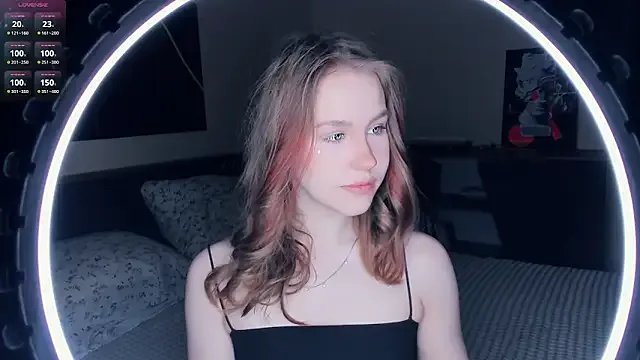 MaliaBourraine — bite lipss