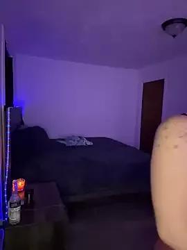 MamaSpicy on StripChat 