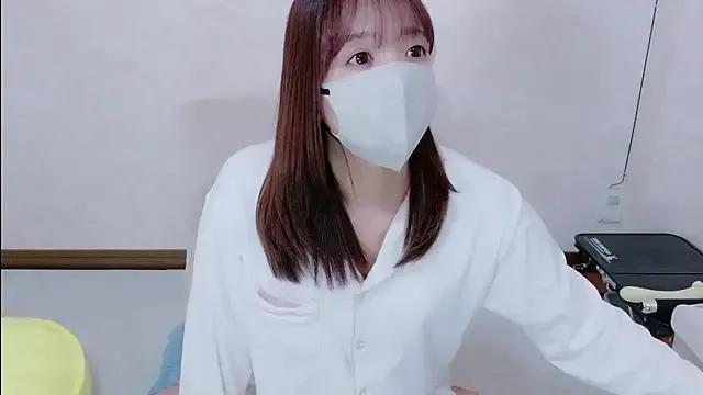 Mayu_o19o from StripChat