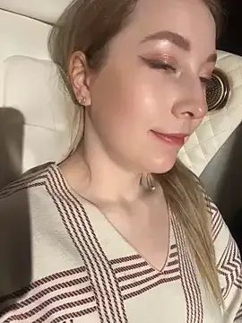 MiaEuphoria_ on StripChat