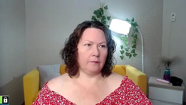 milf_hornys on StripChat