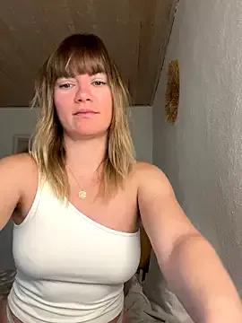 Milla__one on StripChat 