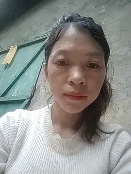 Mina_ti on StripChat