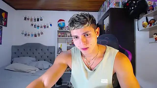 mirallesandbig from StripChat