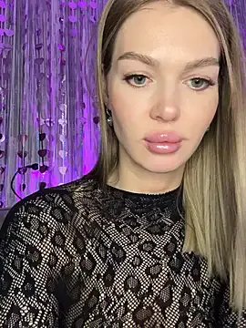 miss_veroNika — Show wet pussy