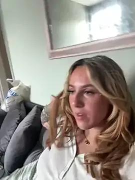 Missyemily on StripChat 