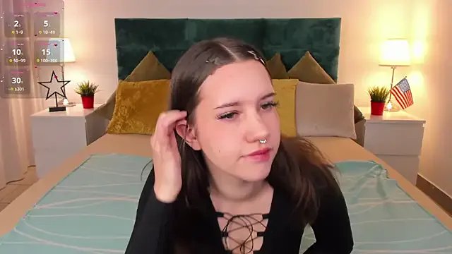 MollysMiawko — Help me cum