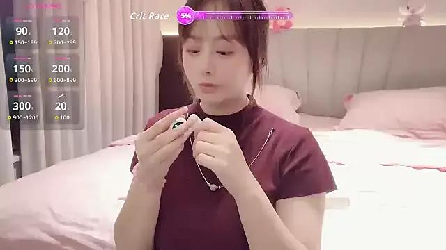 Momo-520 on StripChat