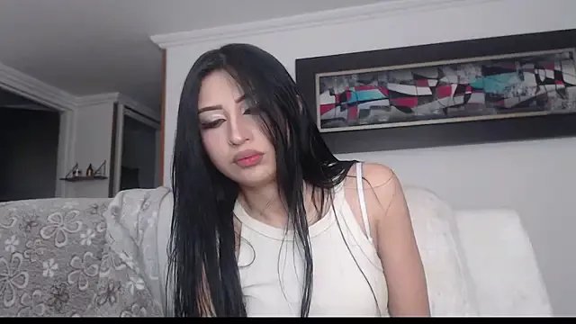 Nicolette_ks_ on StripChat