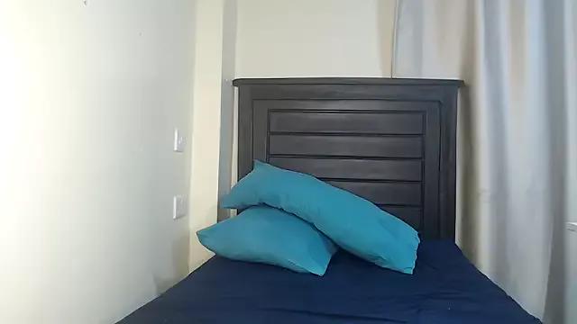 NIKKIE_LOVE on StripChat 