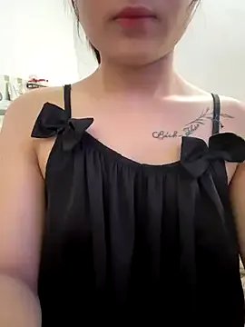 NinaBaby22 from StripChat