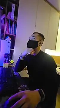 OnlyHand9x from StripChat