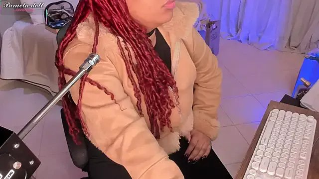 pamela_doll3 on StripChat