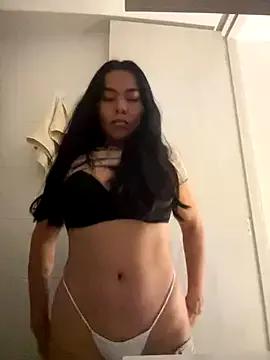 PetitLumiere on StripChat