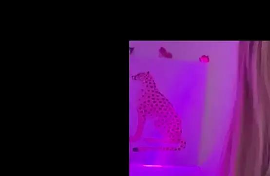 pinkie_piexx on StripChat