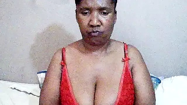 Pinkpussyxx on StripChat