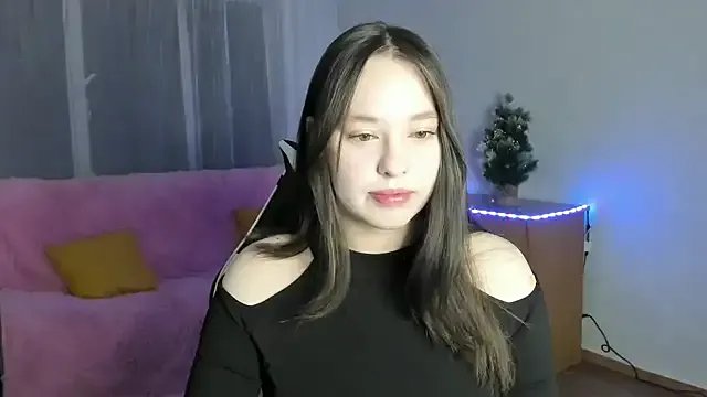 PureLedy from StripChat