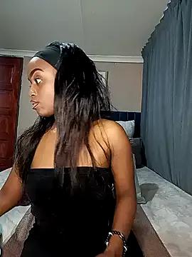 Queen-Chocolate on StripChat 