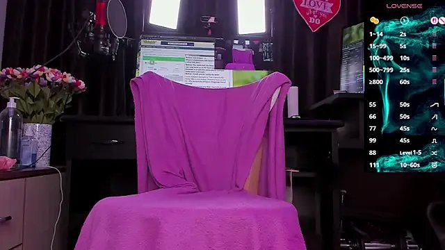 Raissa_sky26 — Freechat on StripChat