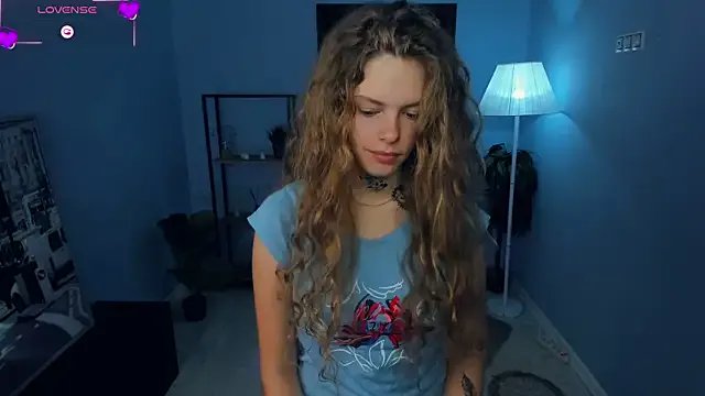 RayaNenlia on StripChat