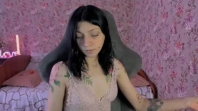 roselolly from StripChat