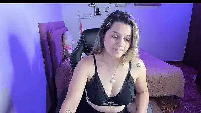 Sabrina_Hall_ — make me moan with pleasure    