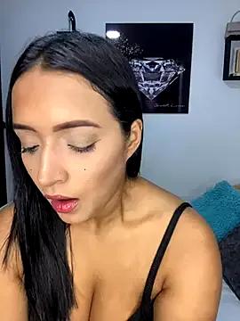 SaharQamar on StripChat 