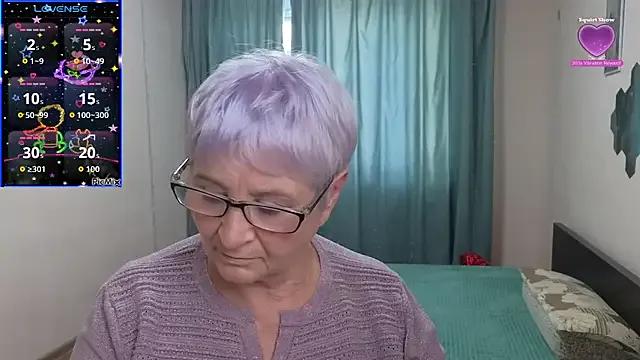 Sandra_Snowflake from StripChat