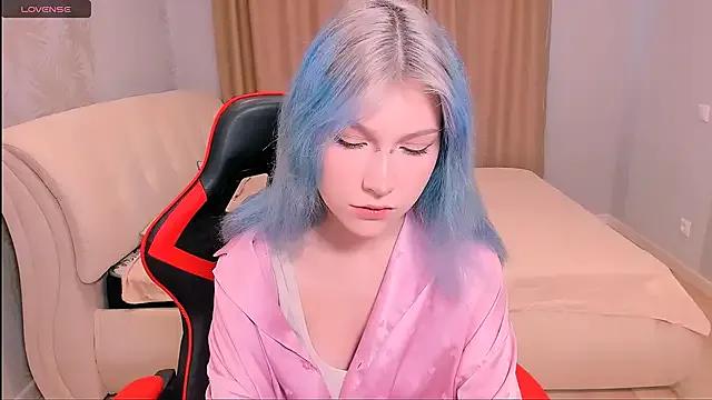 Sasha_Crystall on StripChat