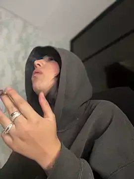 Scarlett-LS on StripChat