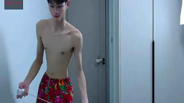 sexyboy-lele from StripChat