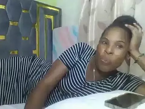 Sexyebonygal on StripChat