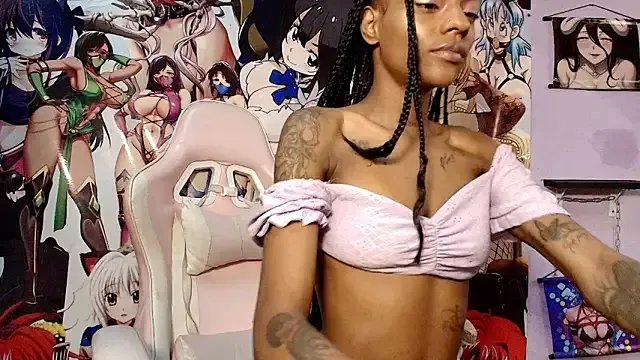 Shantall_ks — Squirt in public 