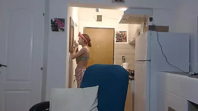 simyhvn on StripChat