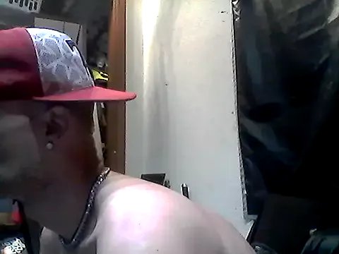 slinginbigD on StripChat