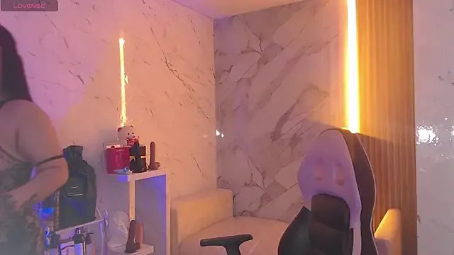 Sophia_tf on StripChat