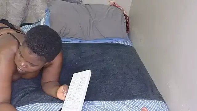 spicybootie from StripChat