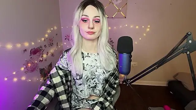 Starr1123 — Pussy Play