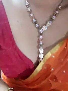 Sugar-n-spicy — Boobs tease with chream