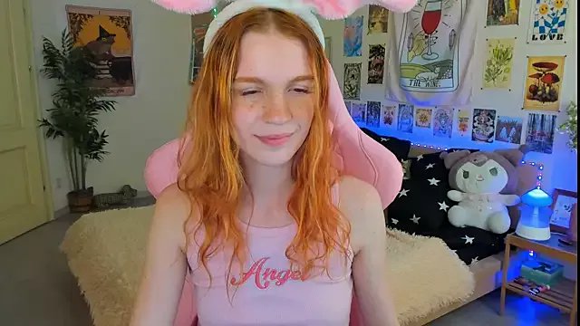 Sunny_Elly on StripChat