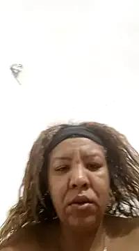 Surreyaa on StripChat 