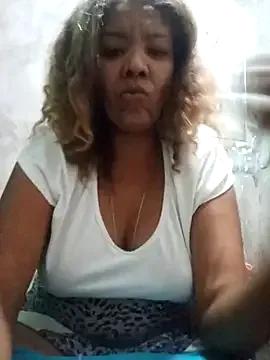 Surreyaa on StripChat 