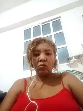Surreyaa on StripChat 